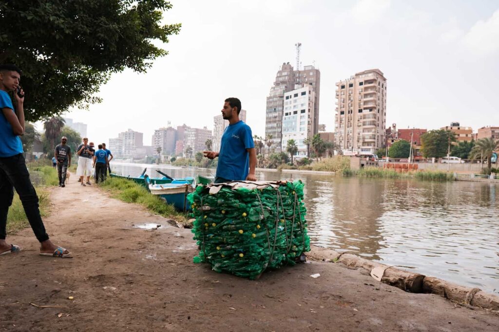 community cleaning the nile river